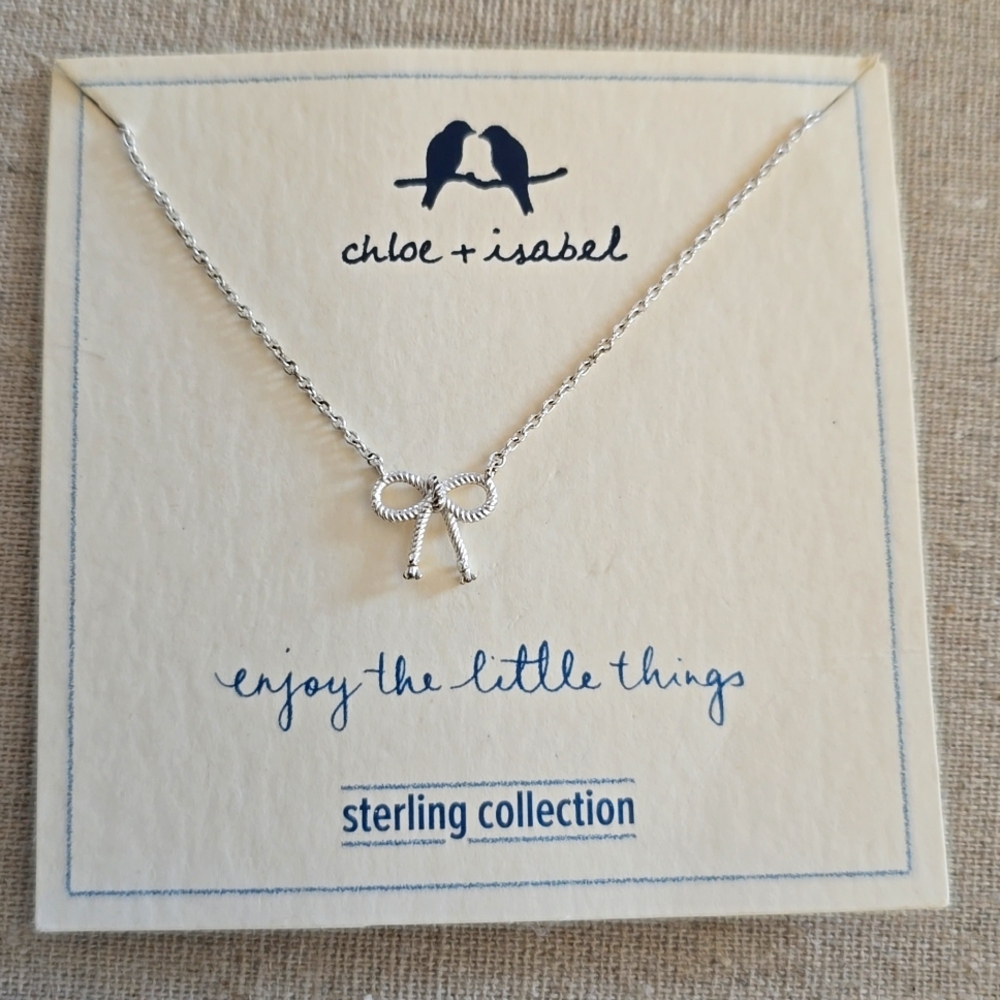 Bow tie pettie necklace